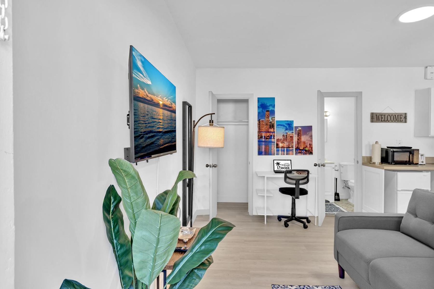 Young Circle & Hollywood Blvd Posh Studio Suite Exteriör bild