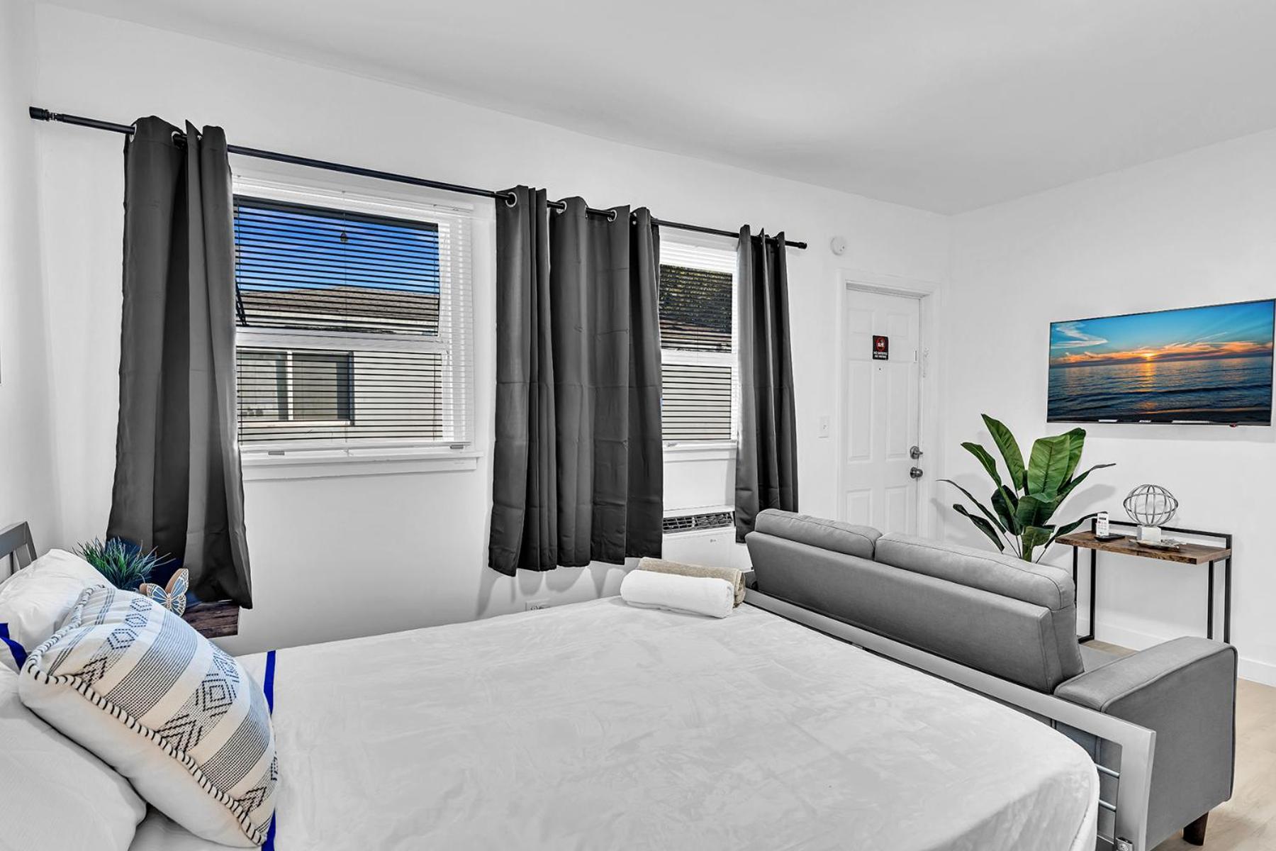 Young Circle & Hollywood Blvd Posh Studio Suite Exteriör bild