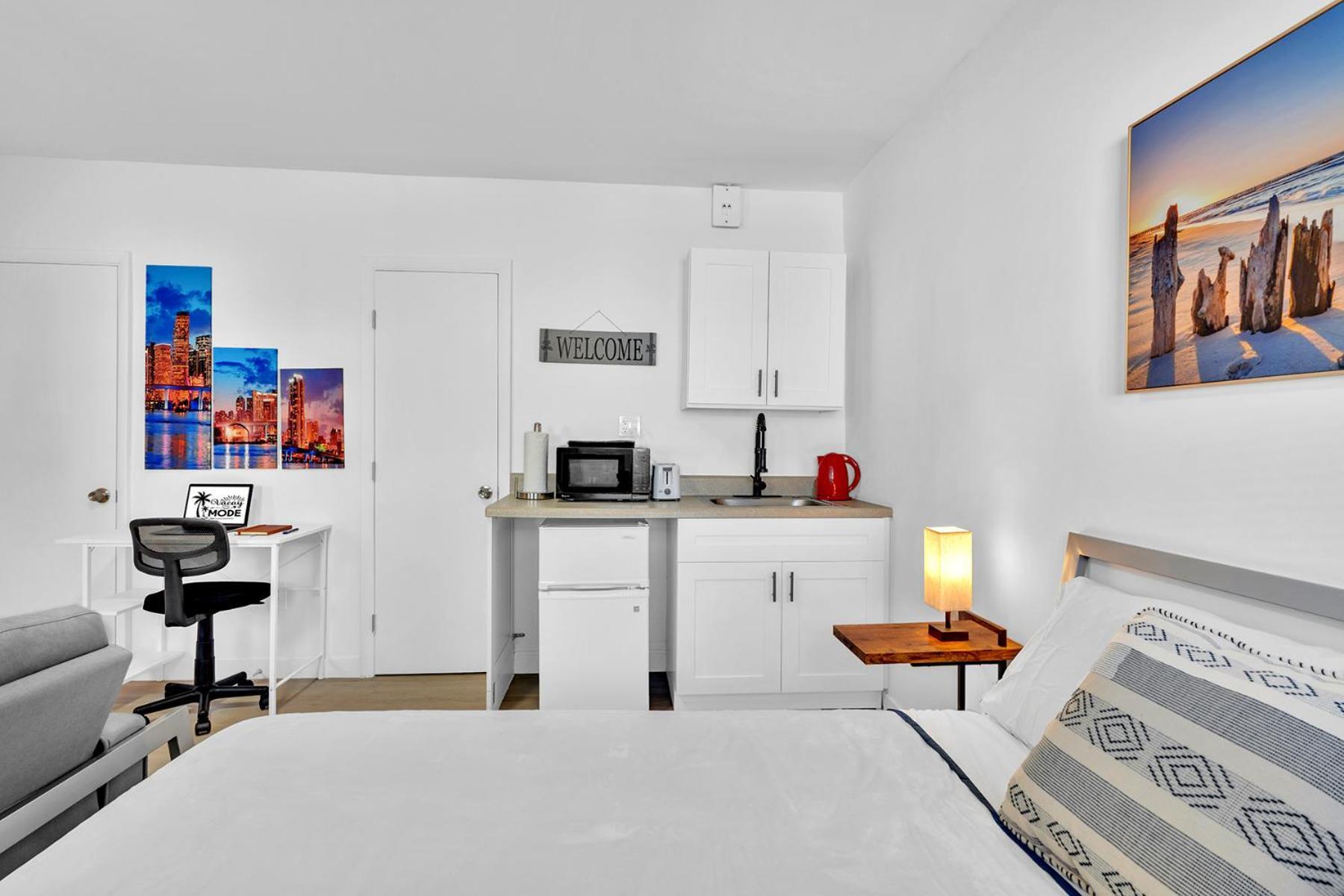 Young Circle & Hollywood Blvd Posh Studio Suite Exteriör bild